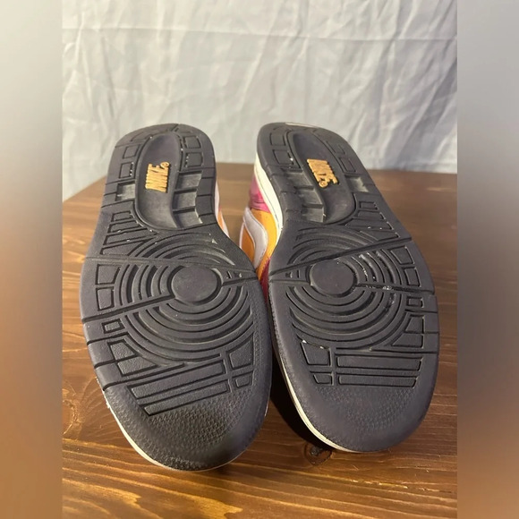 Nike Air wmn shoes size 6.5 - Picture 10 of 11